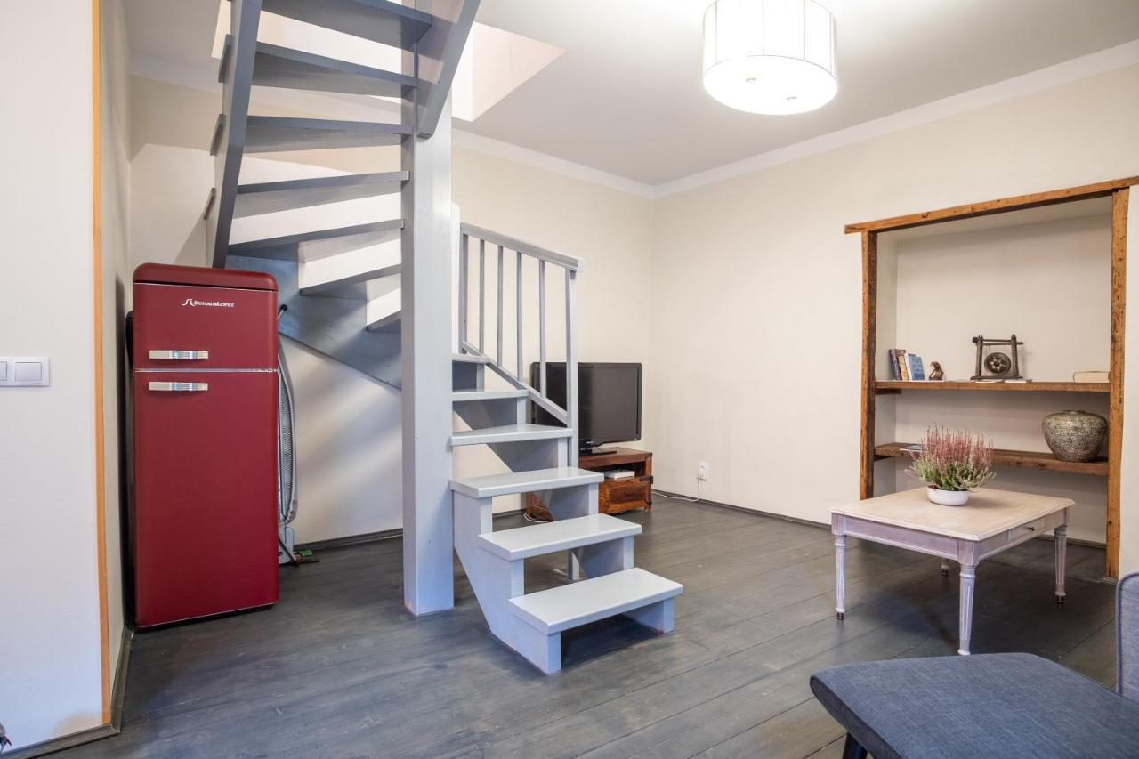 Dream Stay - Bright 2-Bedroom 2-Floor Old Town Apartment Tallinn Dış mekan fotoğraf