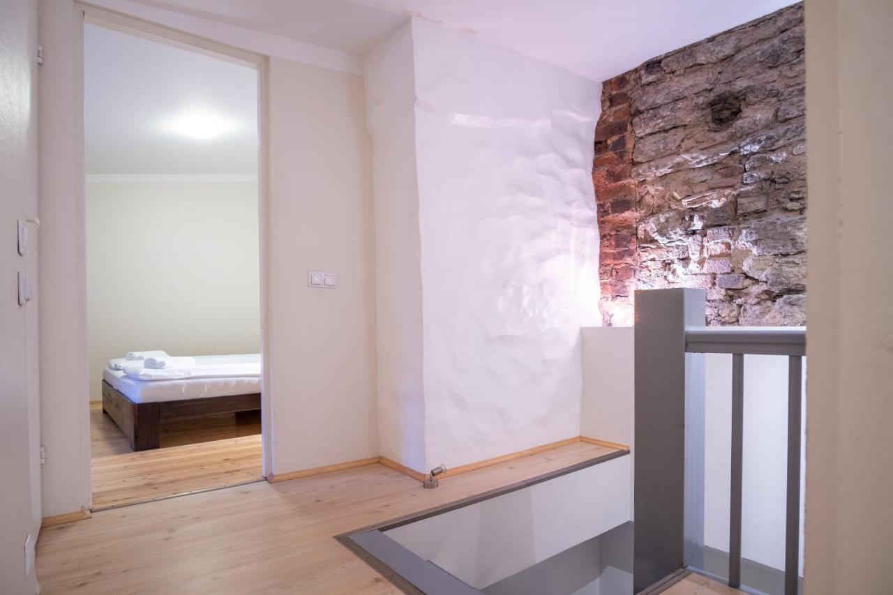 Dream Stay - Bright 2-Bedroom 2-Floor Old Town Apartment Tallinn Dış mekan fotoğraf